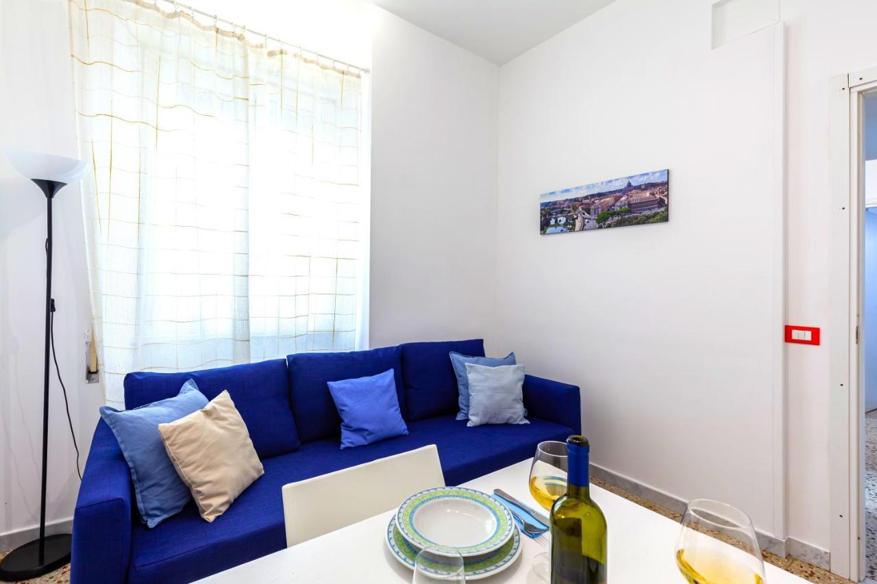 Hostly - Sant'Orsola Suite Apartment Рим Екстериор снимка